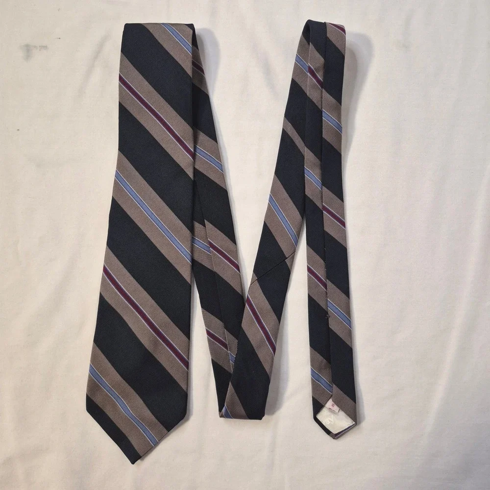 hathaway men necktie